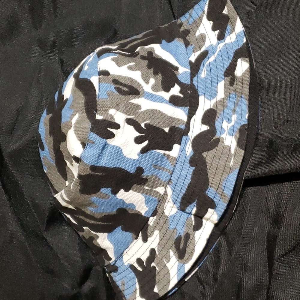Reversible camo bucket hat